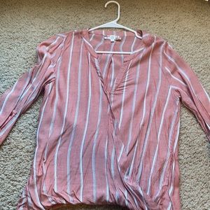 Pink Rose Blouse. Size M. NEVER WORN